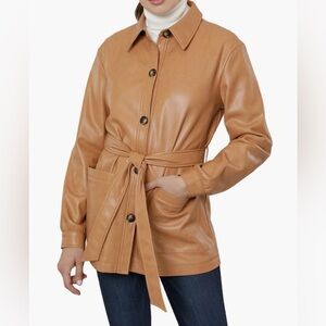 DOLCE CABO vegan leather short trench camel coat/Size M